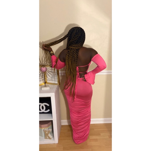 Pretty Basic Dress - Picture 2 of 2